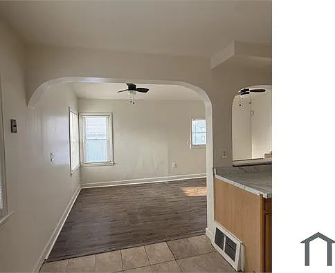 14470 Agnes Ave — Photo 4