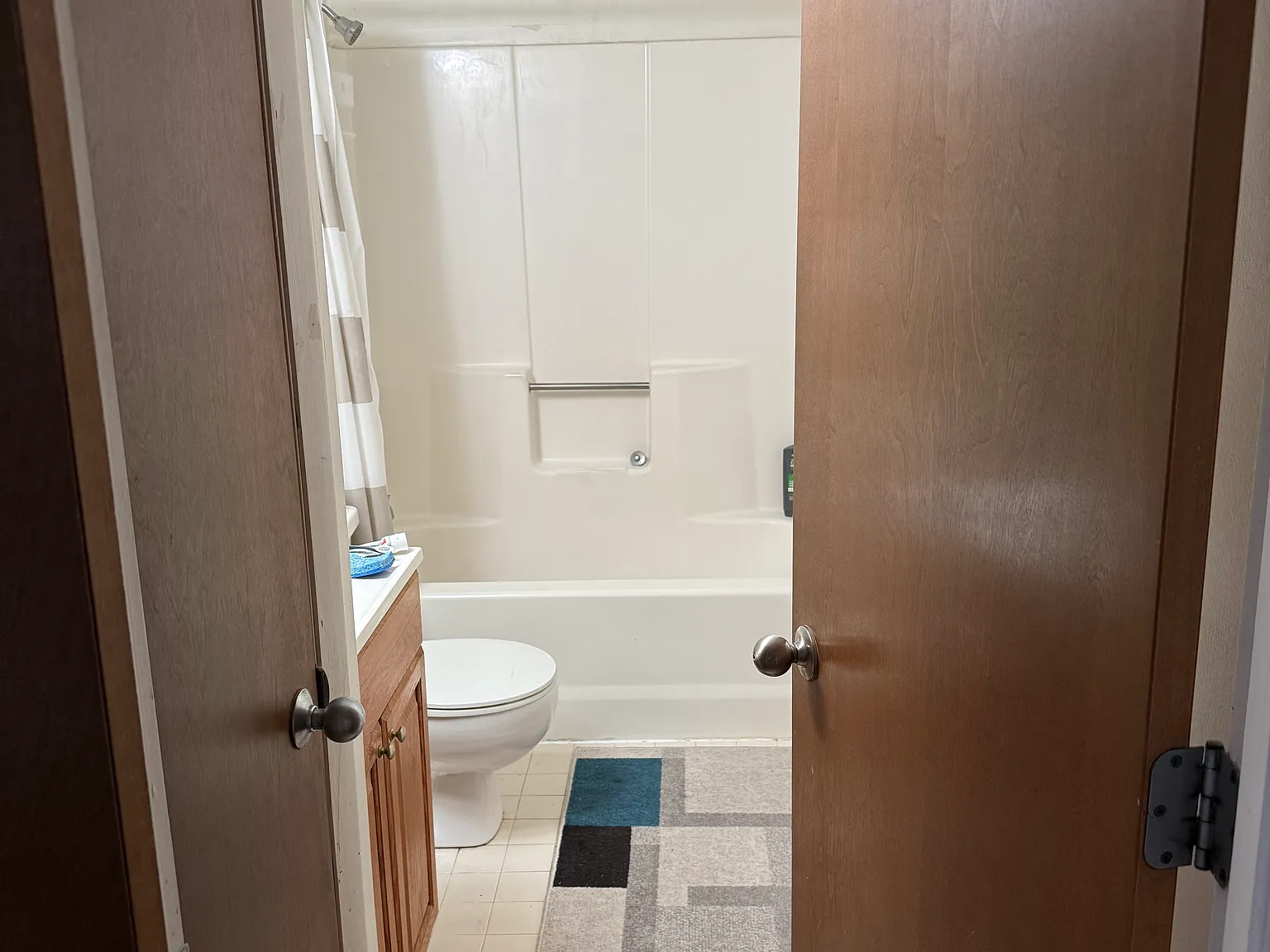 2 bed, 1.5 bath, 800 sqft, $1,500 — Photo 3