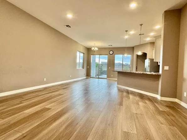4960 N Pemberley St, Prescott Valley, AZ 86314