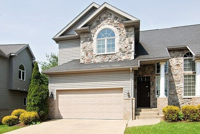 1st image of 3192 Grey Village Dr