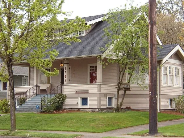 1705 Commercial St SE, Salem, OR 97302