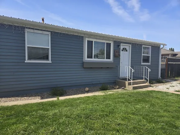 801 S Montana Ave, Miles City, MT 59301