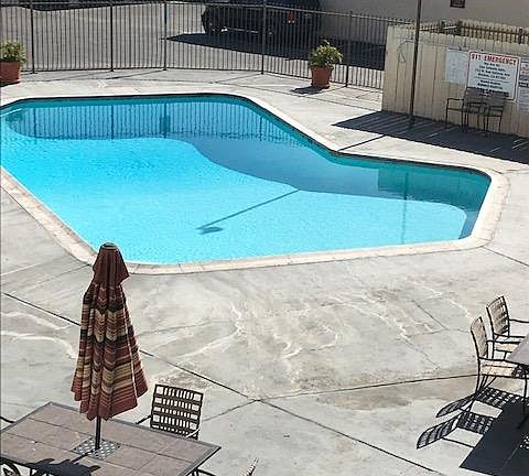 3rd image of 222 N San Antonio Ave APT 3