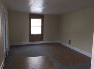 816 E Grove St APT 3, Bloomington, IL