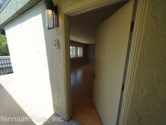 4th image of 1654 Union Ave #10842175