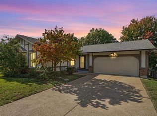 151 Birchleaf Dr, Saint Peters, MO 63376
