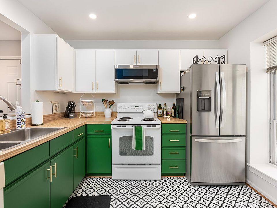 1st image of 4505 Hazeltine Ct