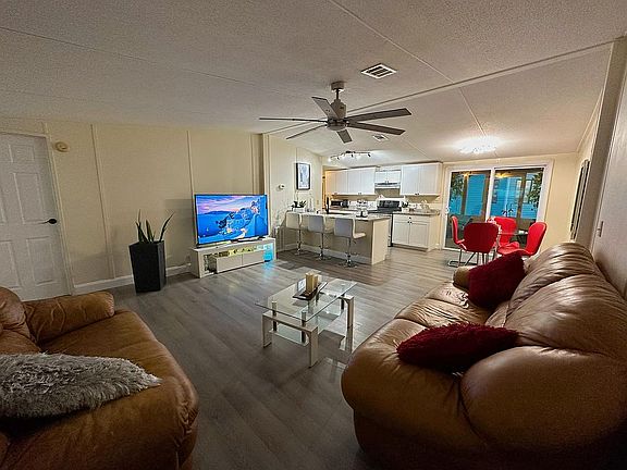 3rd image of 9037 Bayou Dr