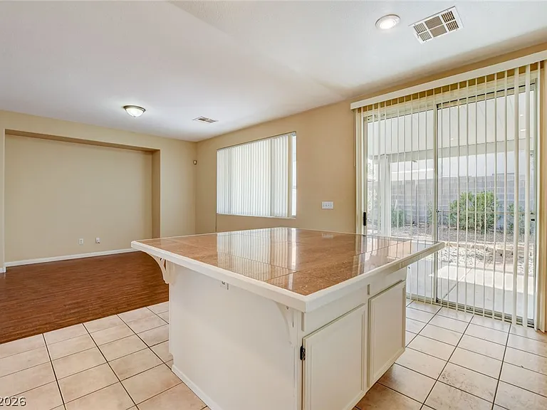 8541 Last Point Ave — Photo 10