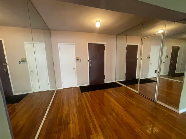 350 East 30th Street image 6 of 7