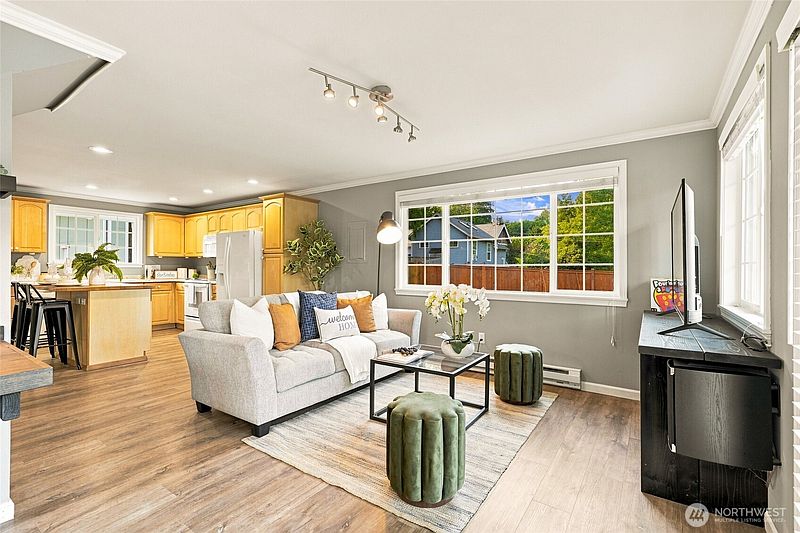 4th image of 20818 Royal Anne Road