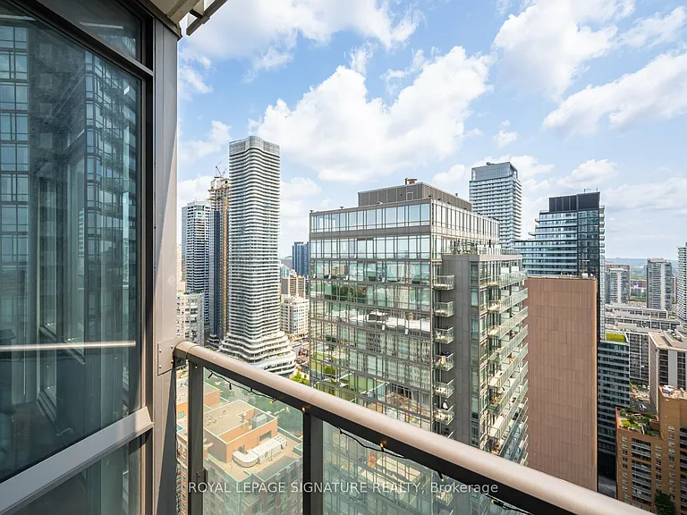 832 Bay St #3307 — Photo 26