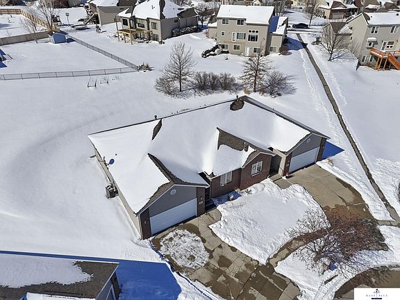 4th image of 7611 Addison Ct