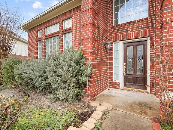 3rd image of 11134 Maynard Pl