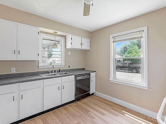 5th image of 1026 Goodman Ave