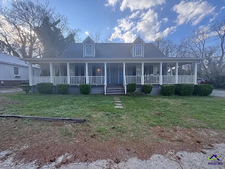 641 College St — Photo 30
