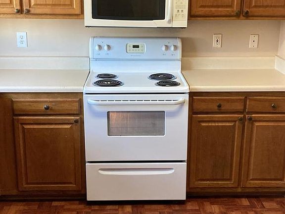 5th image of 2449 Brianna Dr