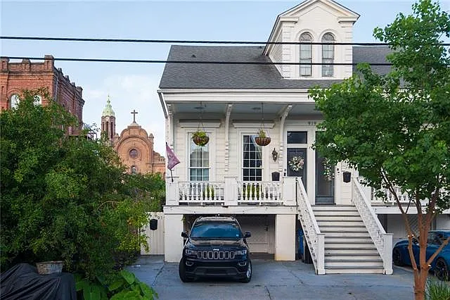 919 Jackson Ave #C — Photo 2