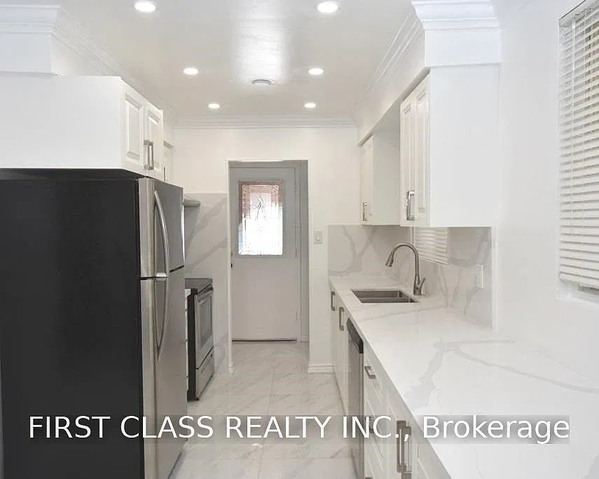 4 bed, $2,950 — Photo 4