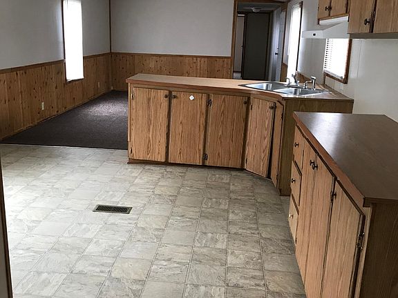 Eat In Kitchen