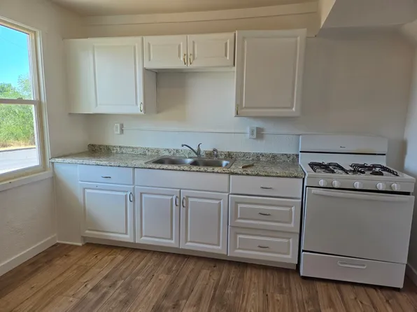 1411 NW Despain Ave, Pendleton, OR 97801