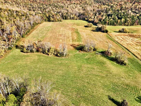 1652 Plum Creek Rd, Sparta, TN 38583