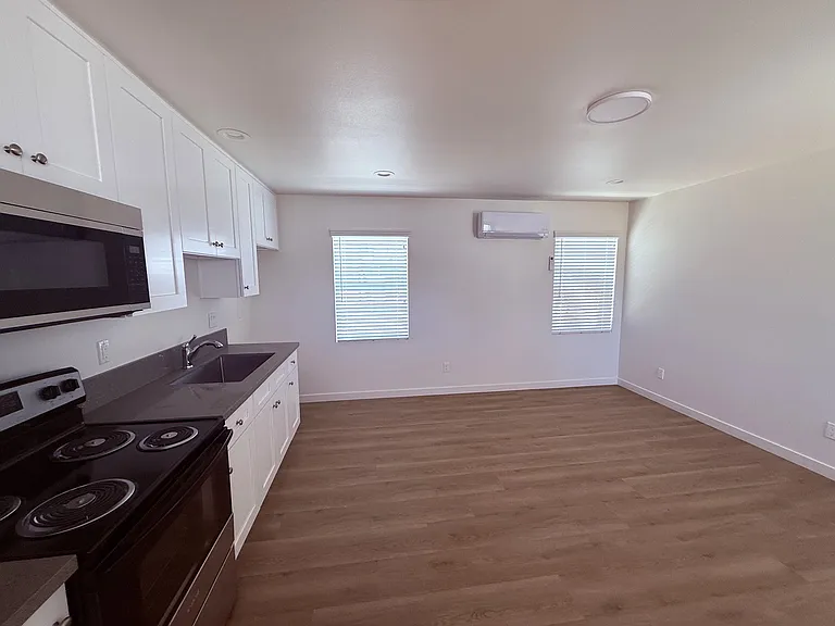 18423 Clarkdale Ave #18423 — Photo 8