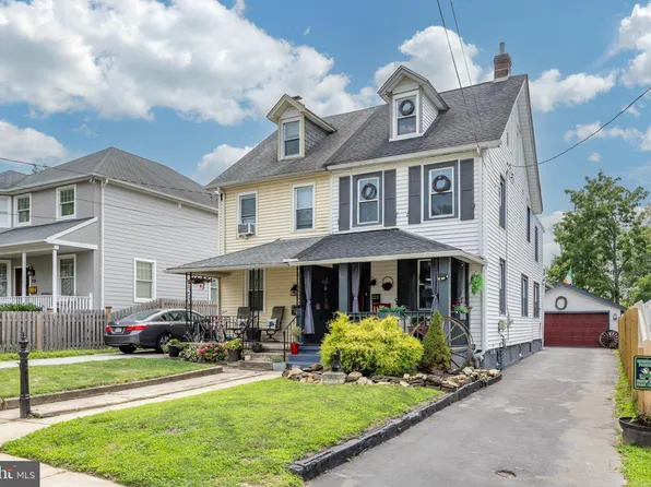 222 Highland Ave, Wayne, PA 19087