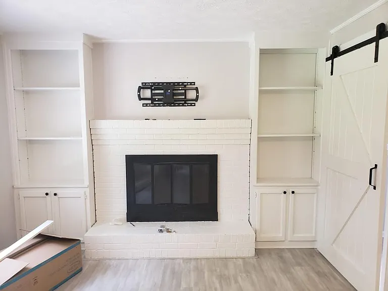 5649 Roberts Dr — Photo 7