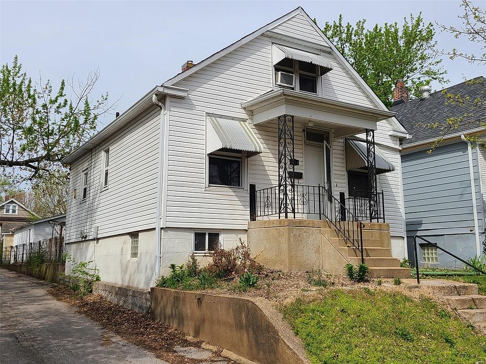1st image of 4714 Dahlia Ave