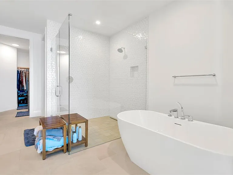 2910 W Barcelona St #1004 — Photo 17