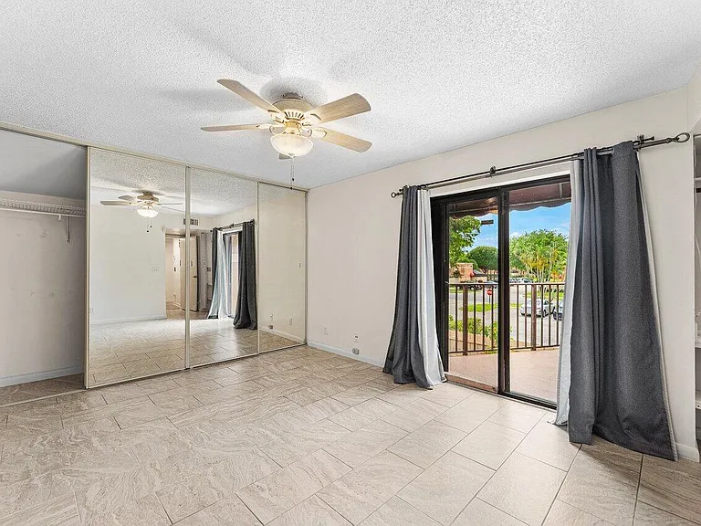 6115 Seven Springs Blvd — Photo 18