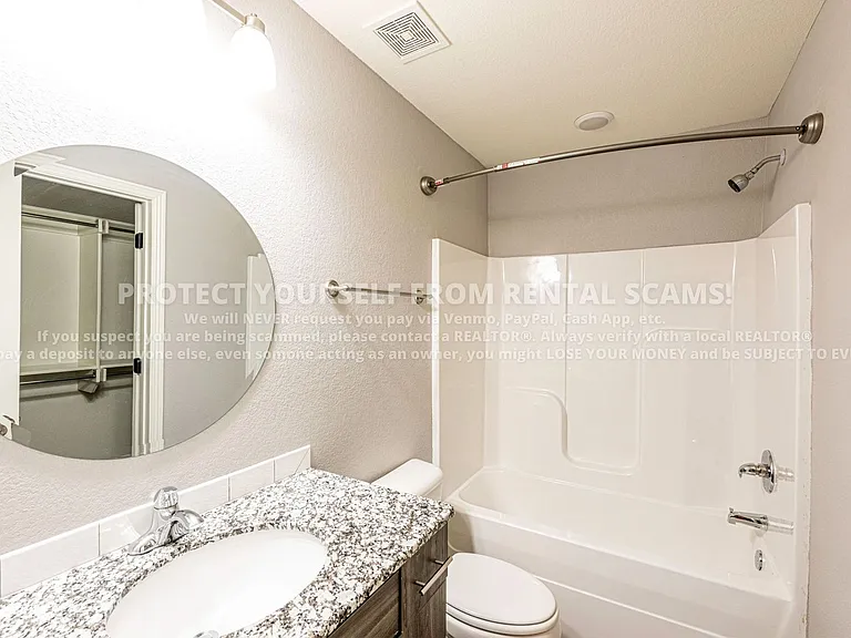 1374 N Corsica Dr — Photo 12