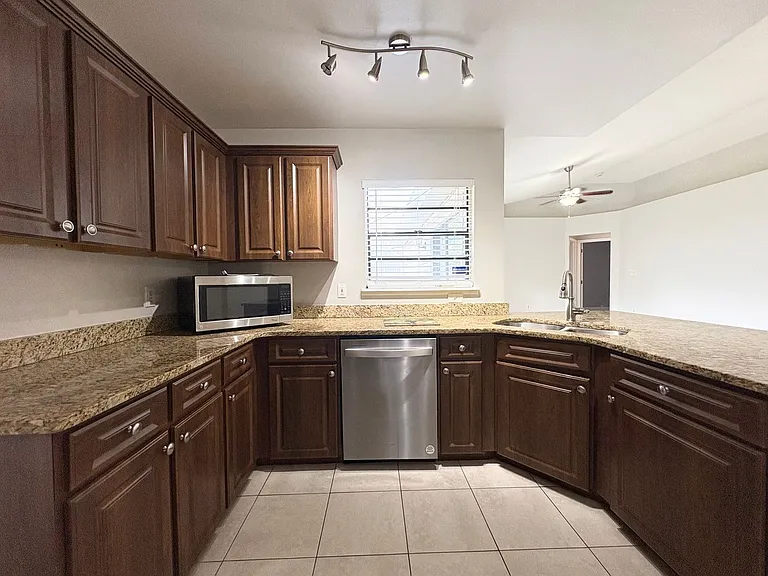 1660 Cracker Creek Ct #1 — Photo 13