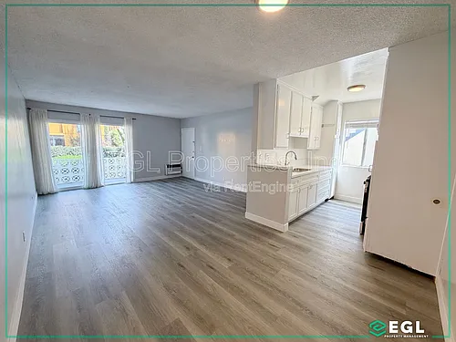 823 N Hudson Ave #1 Photo 1