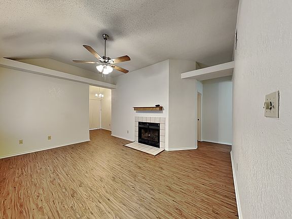 2nd image of 8529 Gatlinburg Dr
