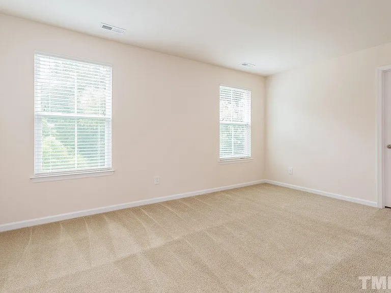473 Panorama View Loop — Photo 12
