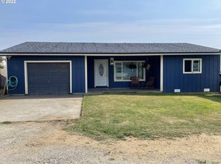 1235 Hub St, Brookings, OR 97415