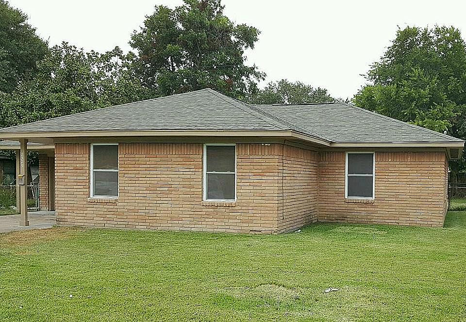 1st image of 2329 Estate Dr