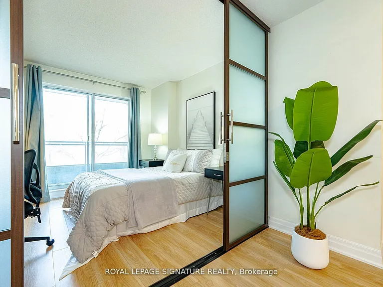 21 Hillcrest Ave #209 — Photo 25