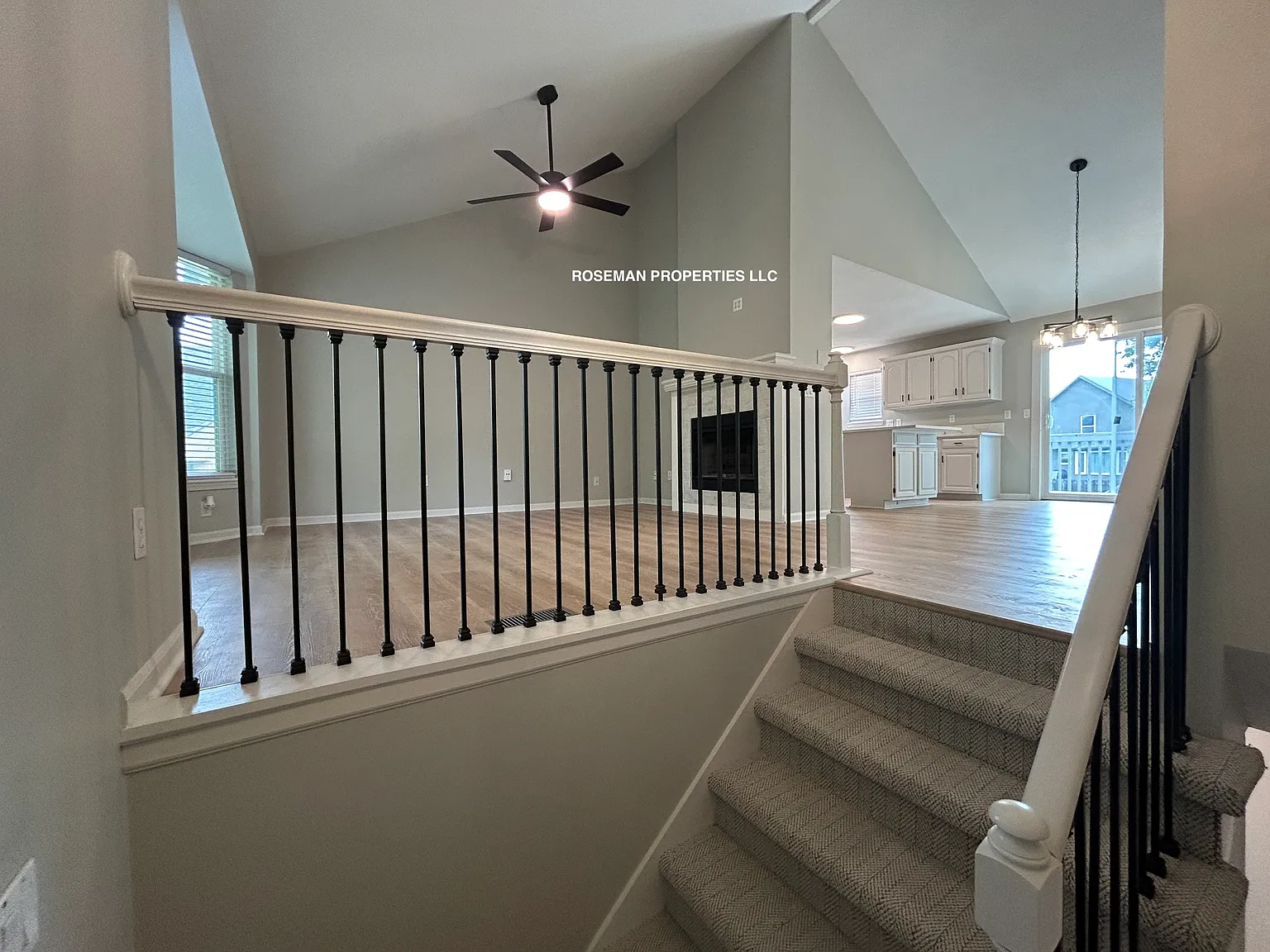 4 bed, 2000 sqft, $2,550 — Photo 2