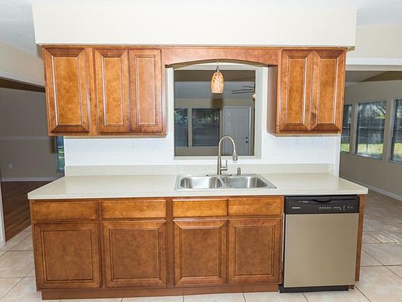 4th image of 5030 Greenbrook Ln