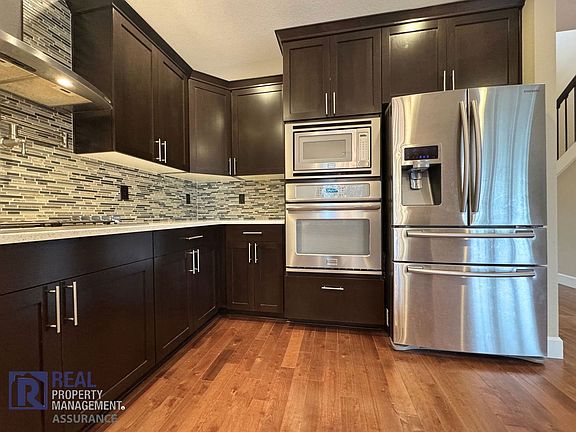 5th image of 650 NW Willow Glen Pl