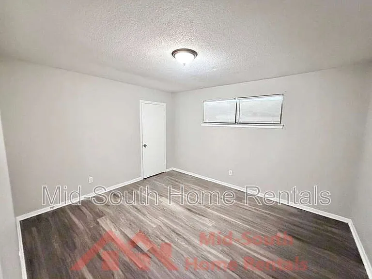 4077 Forest View Dr — Photo 11