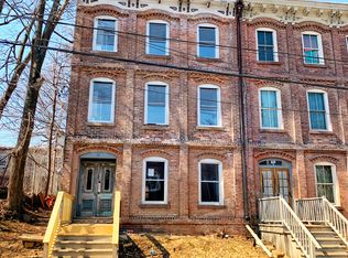 35 Edward St, Newburgh, NY 12550