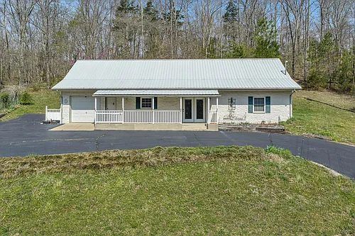 7506 Sleepy Hollow Rd Photo 1