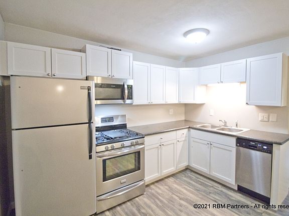 2nd image of 518 Hillsboro Ave #3
