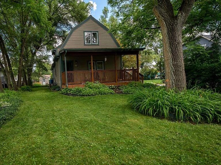 Listing photo 5