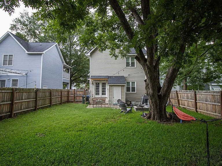 103 Ashley Ct — Photo 24
