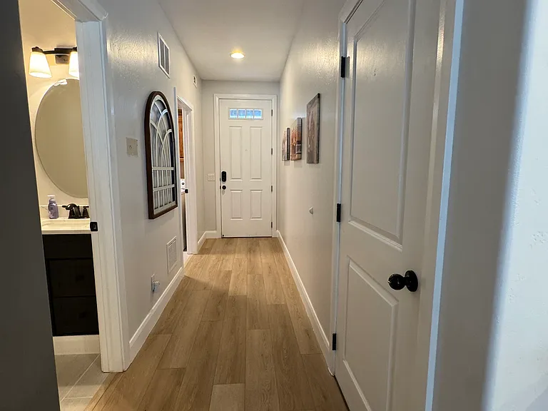 150 N 1100 E — Photo 1